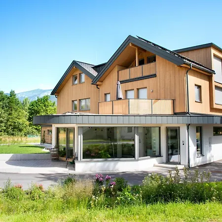 Moosaik * Strobl