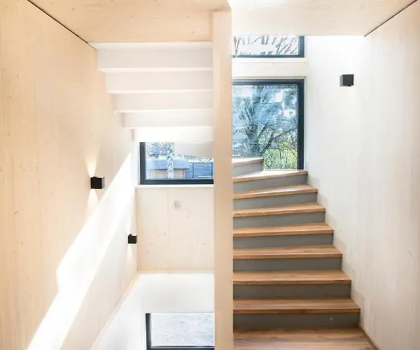 Daire Moosaik Strobl